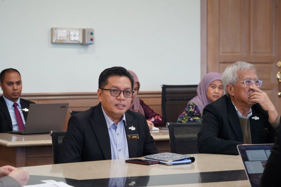 aswara, asm, hazami habib, creative industry, STIE