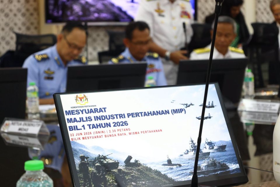 emerging technologies, MINDEF, defence, ASM, tengku mohd azzman shariffadeen